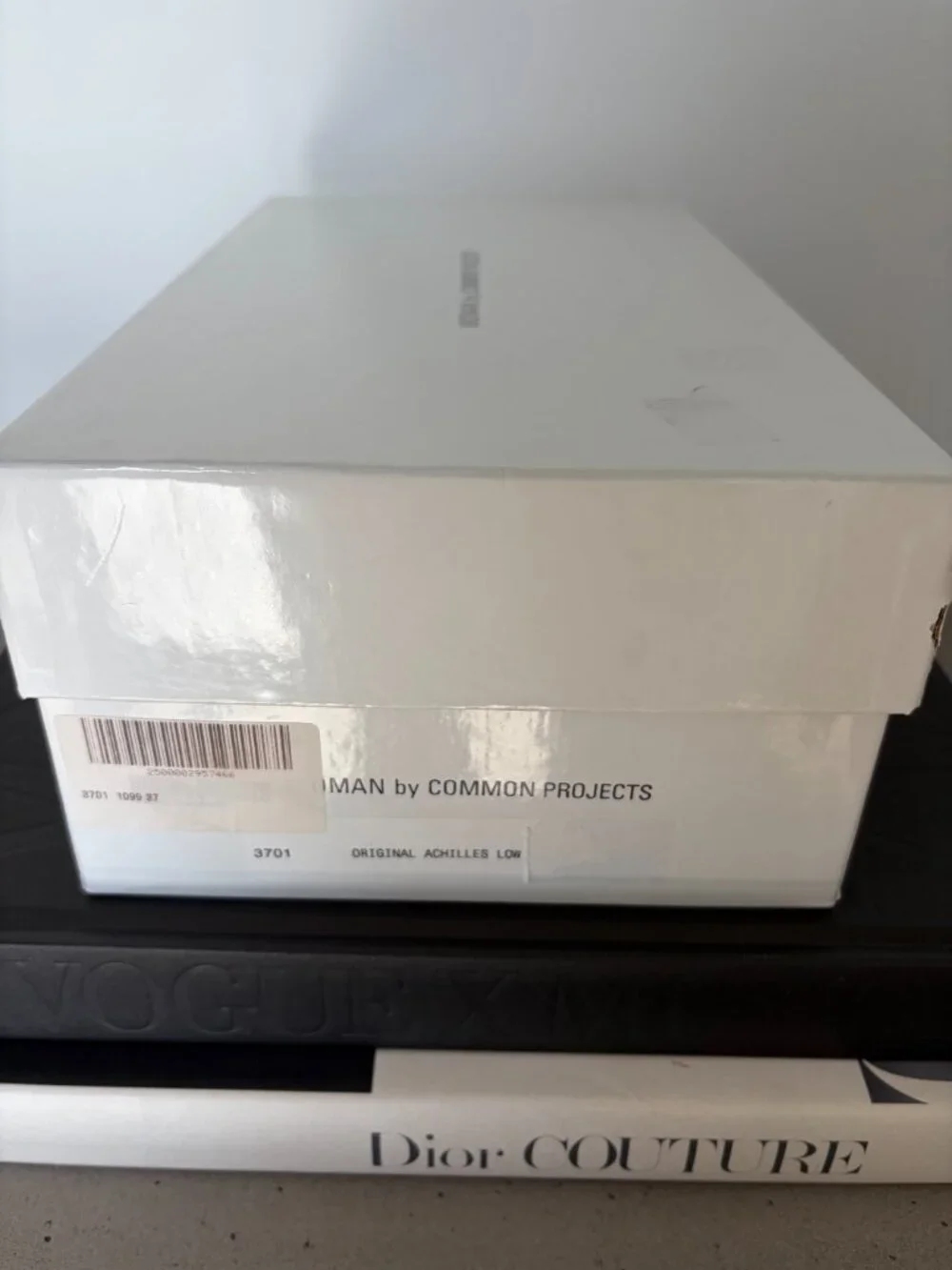 Woman by Common Projects Original Achilles Low — Off-White Leather, Size 37 EUC